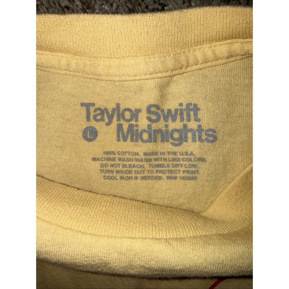 "Karma Is My Boyfriend" Taylor Swift Lyric Tee‎ – Butter Yellow – Size L - Picture 4 of 4